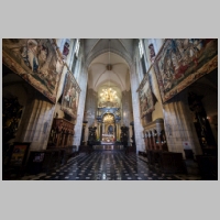Bazylika archikatedralna św. Stanisława i św. Wacława w Krakowie, photo Catholic Church England and Wales, flickr,2.jpg